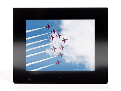 Technopic 12 inch Digital Photo Frame Hi-Res with Motion Sensor and 4GB Memory - T12A